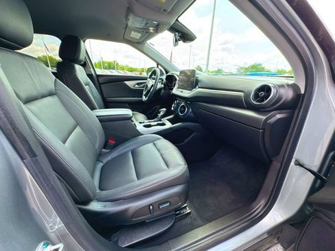Used 2024 Chevrolet Blazer LT w/ Midnight/Sport Edition FWD image 28