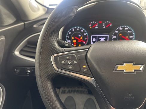 Used 2024 Chevrolet Malibu LT image 24