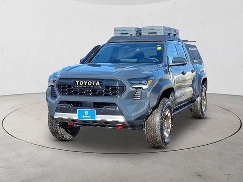 Used 2025 Toyota Tacoma 4x4 Double Cab Hybrid image 1