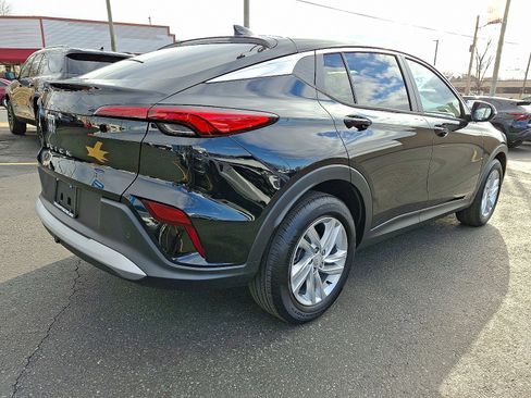 Used 2025 Buick Envista Preferred w/ Convenience I Package image 5