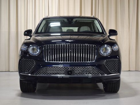 New 2025 Bentley Bentayga image 12