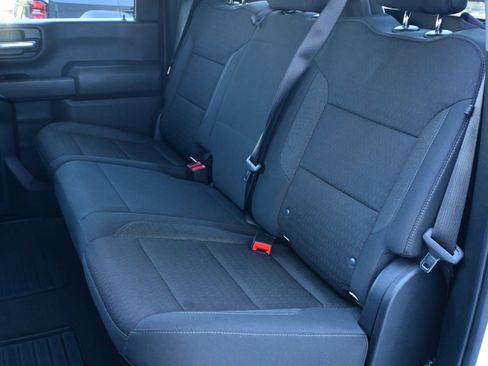 Used 2025 Chevrolet Silverado 2500 Custom w/ Custom Value Package image 27