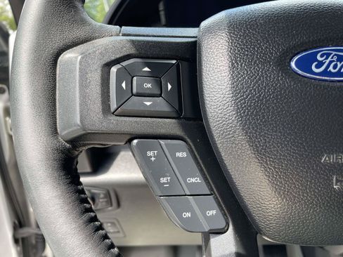 Used 2018 Ford F150 XLT w/ Equipment Group 302A Luxury AWD/4WD image 9