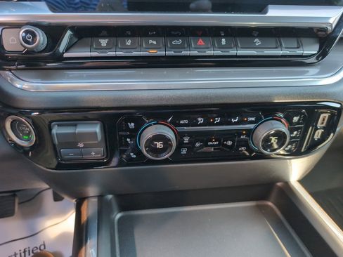 Used 2024 Chevrolet Silverado 3500 High Country w/ High Country Premium Package image 26