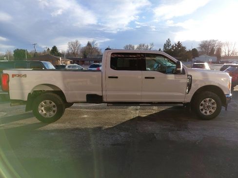 Used 2023 Ford F350 XLT w/ FX4 Off-Road Package image 5