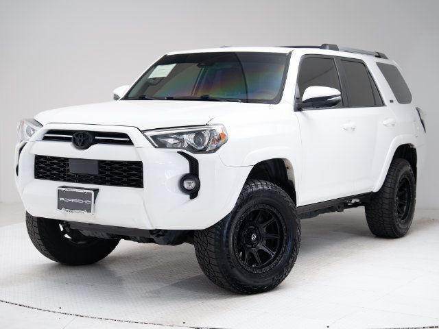 Used 2021 Toyota 4Runner SR5 Premium w/ Moonroof Package AWD/4WD image 1