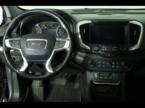 Used 2020 GMC Terrain SLT w/ Preferred Package image 16