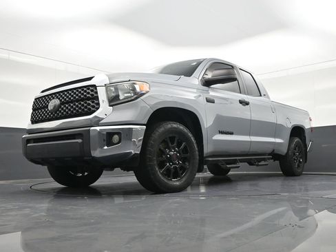 Used 2020 Toyota Tundra SR5 w/ SR5 Upgrade Package RWD image 25