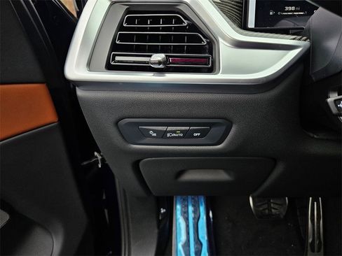 New 2026 BMW X6 M60i image 17