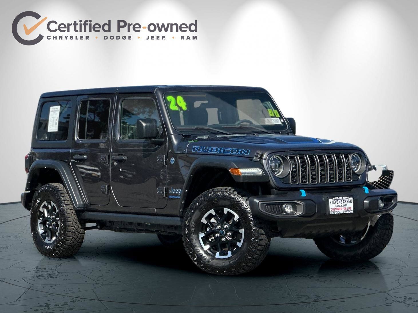 Used 2024 Jeep Wrangler Unlimited Rubicon 4xe AWD/4WD image 2