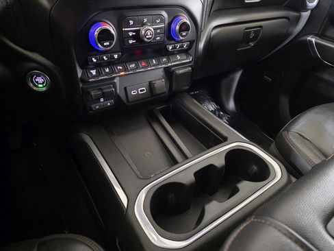 Used 2021 GMC Sierra 2500 AT4 w/ AT4 Premium Plus Package image 30