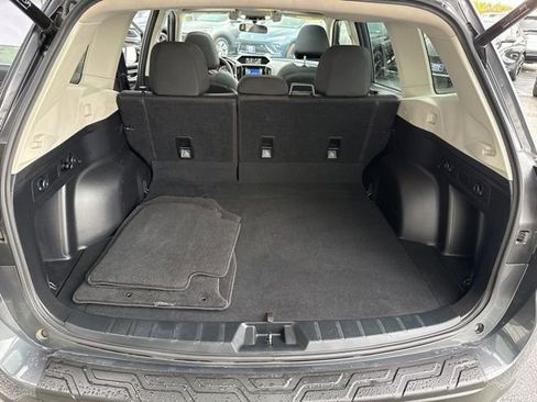 Used 2021 Subaru Forester Premium AWD/4WD image 30