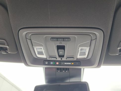 New 2026 GMC Sierra 1500 SLT image 35