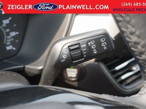 Used 2022 Ford Escape SEL image 26