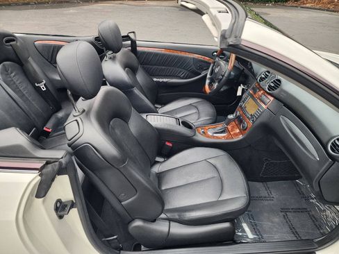Used 2009 Mercedes-Benz CLK 350 Cabriolet image 14