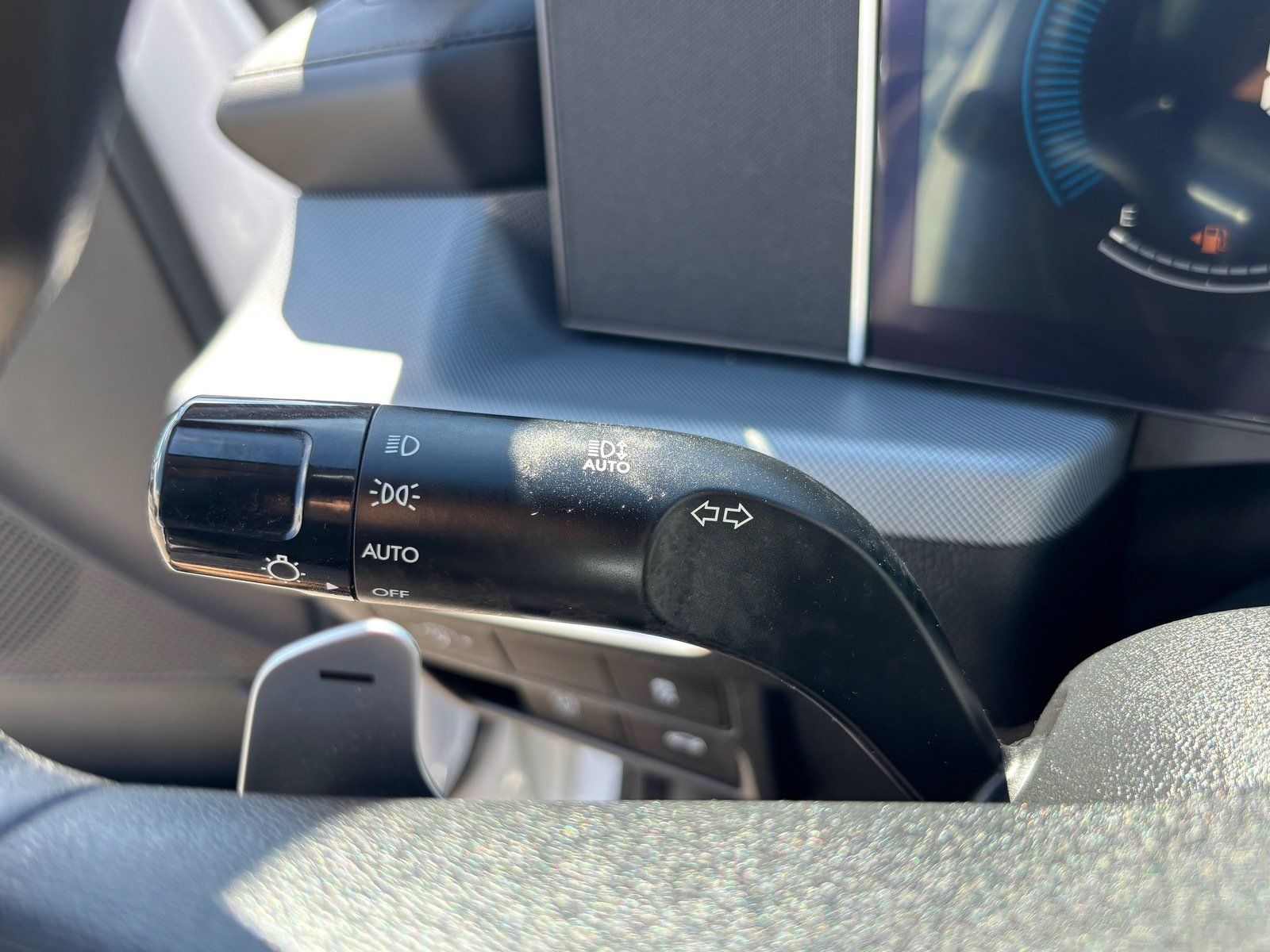 Used 2025 Hyundai Sonata SEL FWD image 24