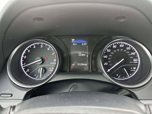 Used 2024 Toyota Camry SE image 14