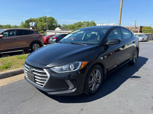 Used 2018 Hyundai Elantra Value Edition image 3