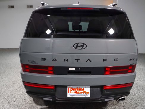 Used 2025 Hyundai Santa Fe XRT image 8