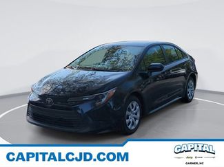 Used 2023 Toyota Corolla LE FWD video 1