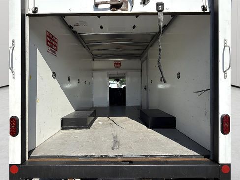 Used 2023 Ford Transit 350 DRW image 27