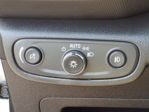 Certified 2023 Chevrolet TrailBlazer LT w/ Convenience Package FWD image 22