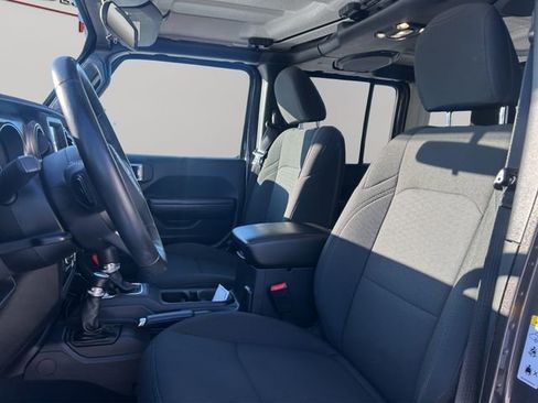 Used 2019 Jeep Wrangler Unlimited Sport S image 11