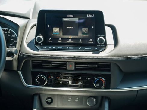 New 2026 Nissan Rogue S image 14