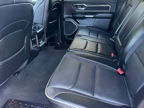 Used 2022 RAM 1500 Laramie AWD/4WD image 12