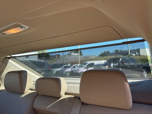 Used 2013 Mercedes-Benz E 350 Sedan image 13