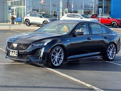 Used 2021 Cadillac CT5 V w/ Platinum Package image 32