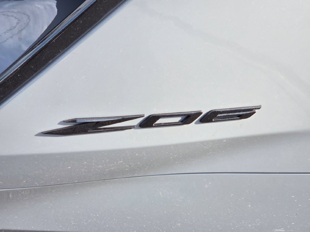 Used 2025 Chevrolet Corvette Z06 RWD image 9