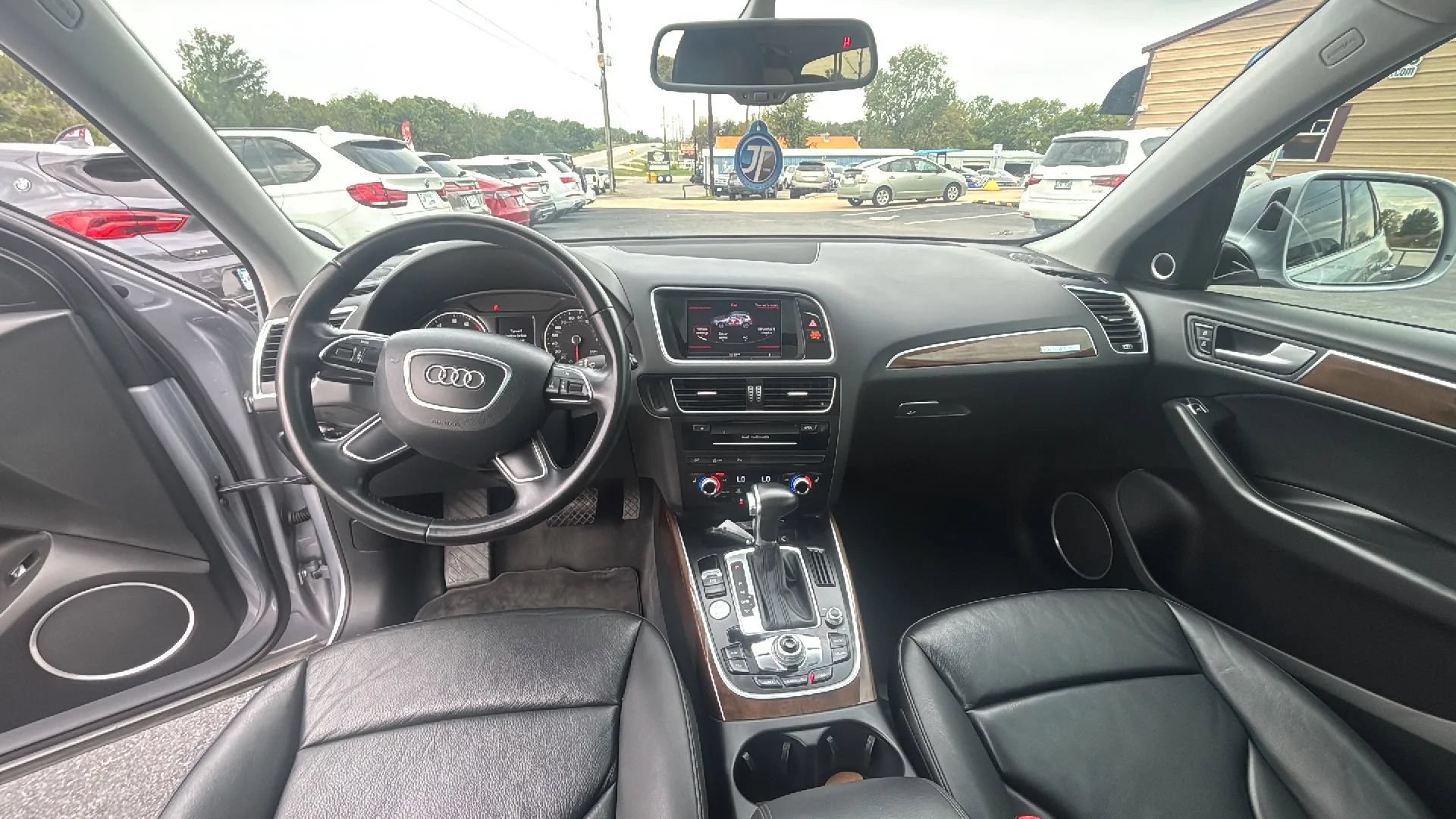 Used 2016 Audi Q5 2.0T Premium Plus w/ Technology Package AWD/4WD image 14