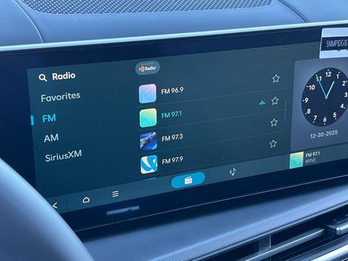 New 2026 Hyundai Santa Fe SE image 16