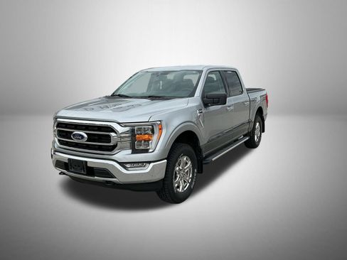 Used 2022 Ford F150 XLT w/ Equipment Group 302A High AWD/4WD image 2
