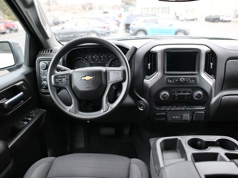 Used 2023 Chevrolet Silverado 1500 Custom image 19