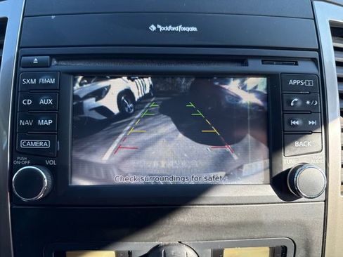 Used 2014 Nissan Frontier SL w/ SL Moonroof Package image 21