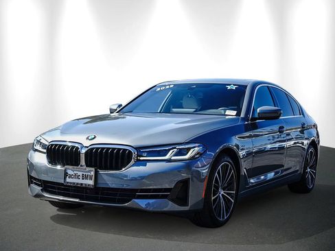 Certified 2023 BMW 540i w/ Convenience Package RWD image 3