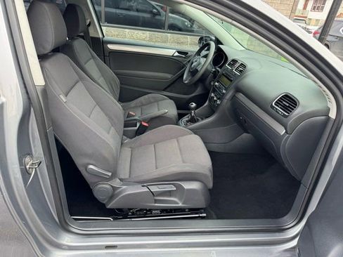 Used 2011 Volkswagen Golf 2-Door image 27