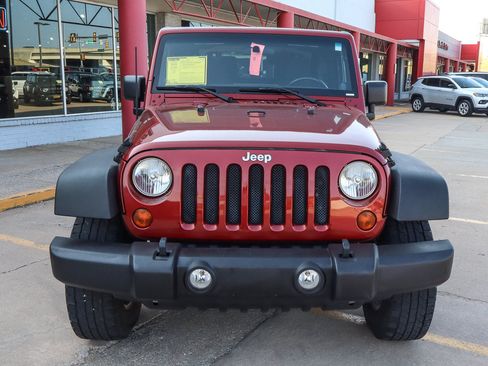 Used 2013 Jeep Wrangler Sport AWD/4WD image 3