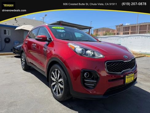 Used 2017 Kia Sportage EX w/ EX Premium Package FWD image 3