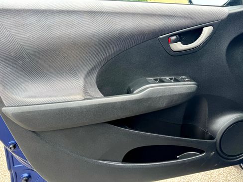 Used 2013 Honda Fit image 17