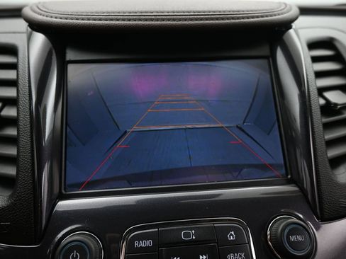 Used 2015 Chevrolet Impala LT w/ Convenience Package image 21