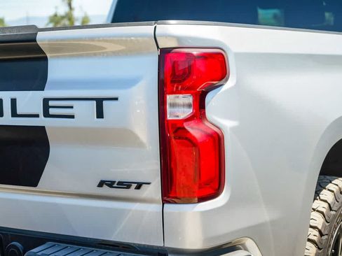 Used 2022 Chevrolet Silverado 1500 RST AWD/4WD image 14