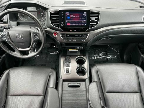Used 2023 Honda Ridgeline RTL-E image 16