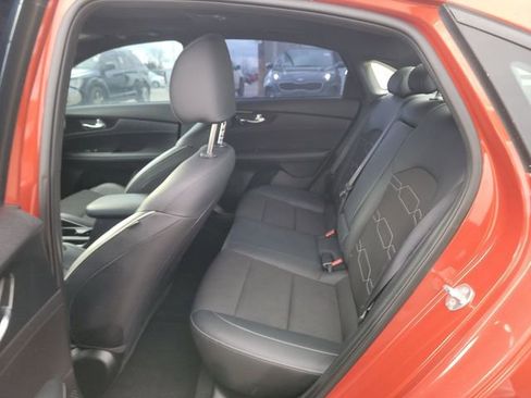 Used 2023 Kia Forte GT-Line w/ GT-Line Premium Package image 6