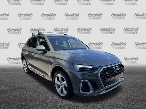 Used 2023 Audi Q5 2.0T Premium Plus w/ Premium Plus Package AWD/4WD image 2