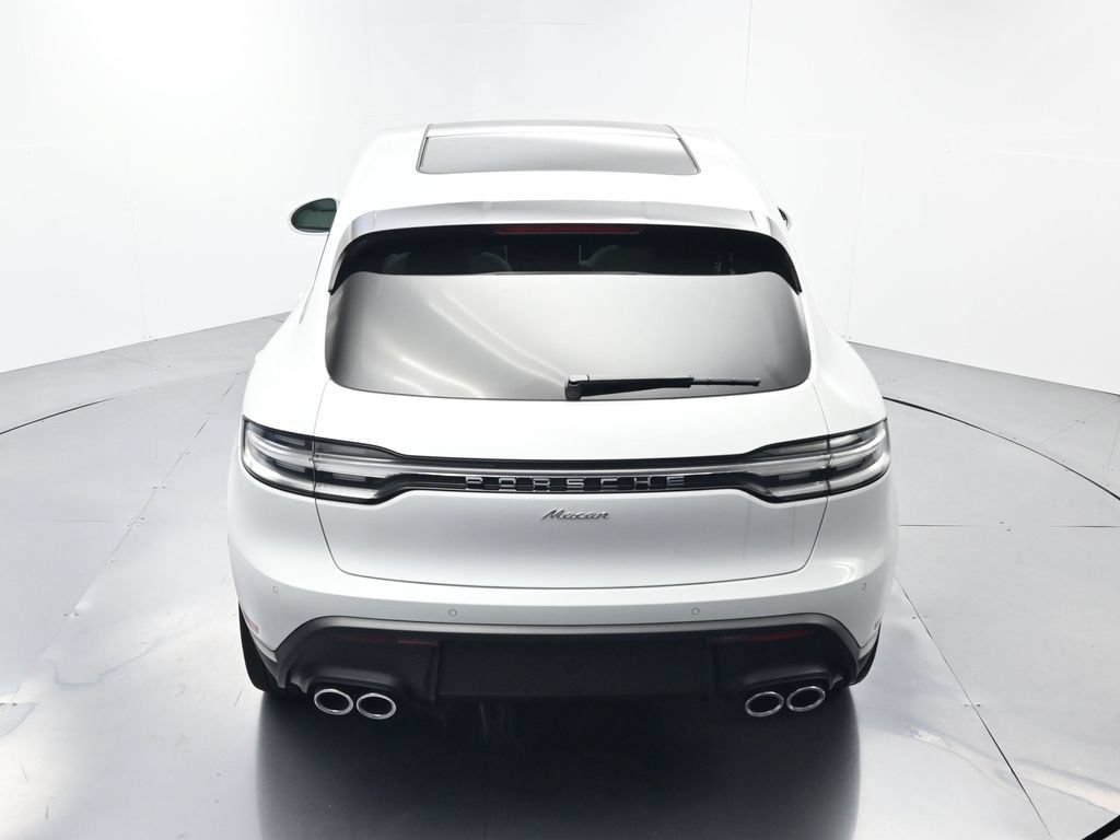 Certified 2026 Porsche Macan AWD/4WD image 38