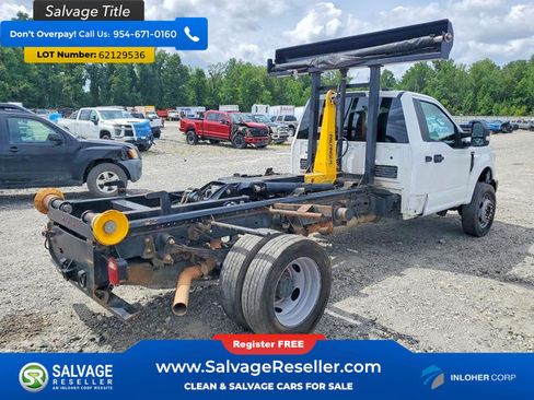 Used 2020 Ford F550 4x4 Regular Cab Super Duty image 4