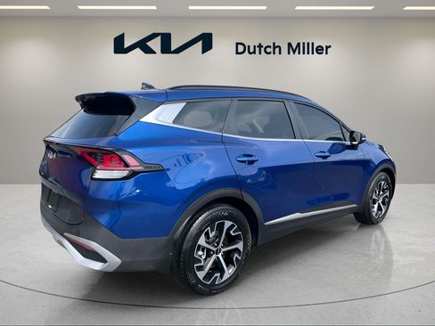 Used 2025 Kia Sportage EX w/ Premium Package FWD image 4